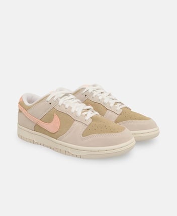 Nike — Tennis Dunk