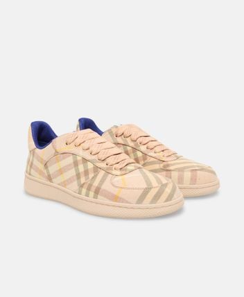 Burberry — Tennis Terrace