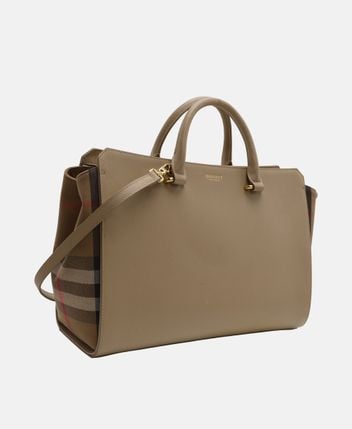 Burberry — Sac à anse en cuir