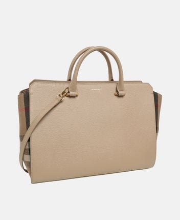 Burberry — Sac à main en cuir